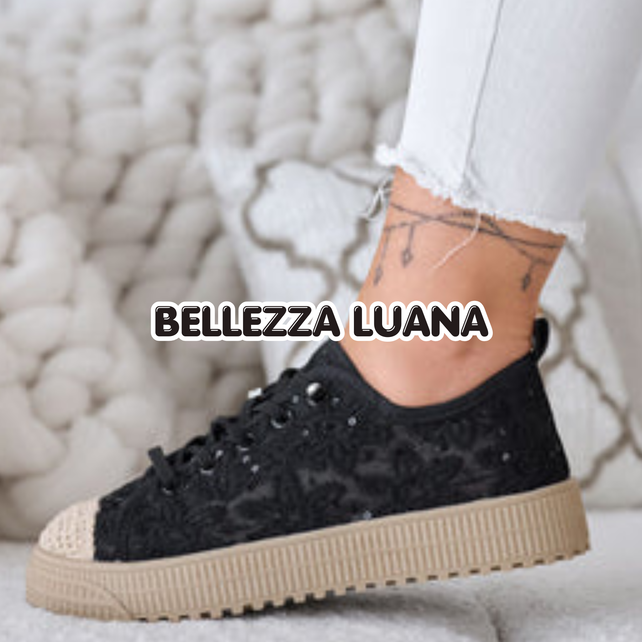 Sneakers Pizzo con Effetto Trasparente