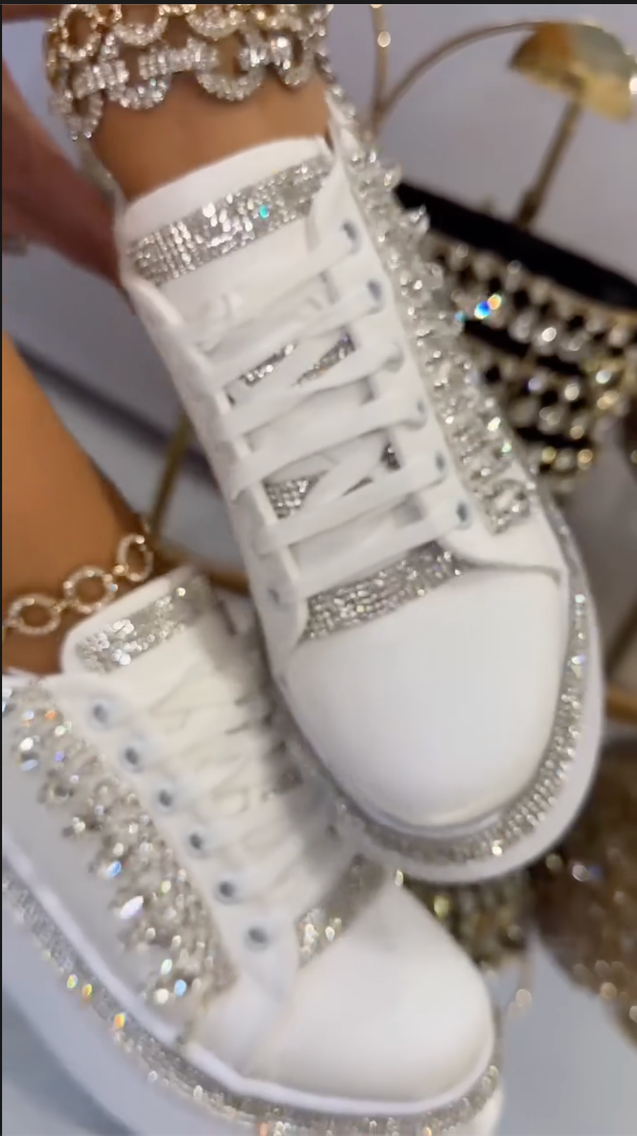 SCARPE ADRY LUMINOSE ✨