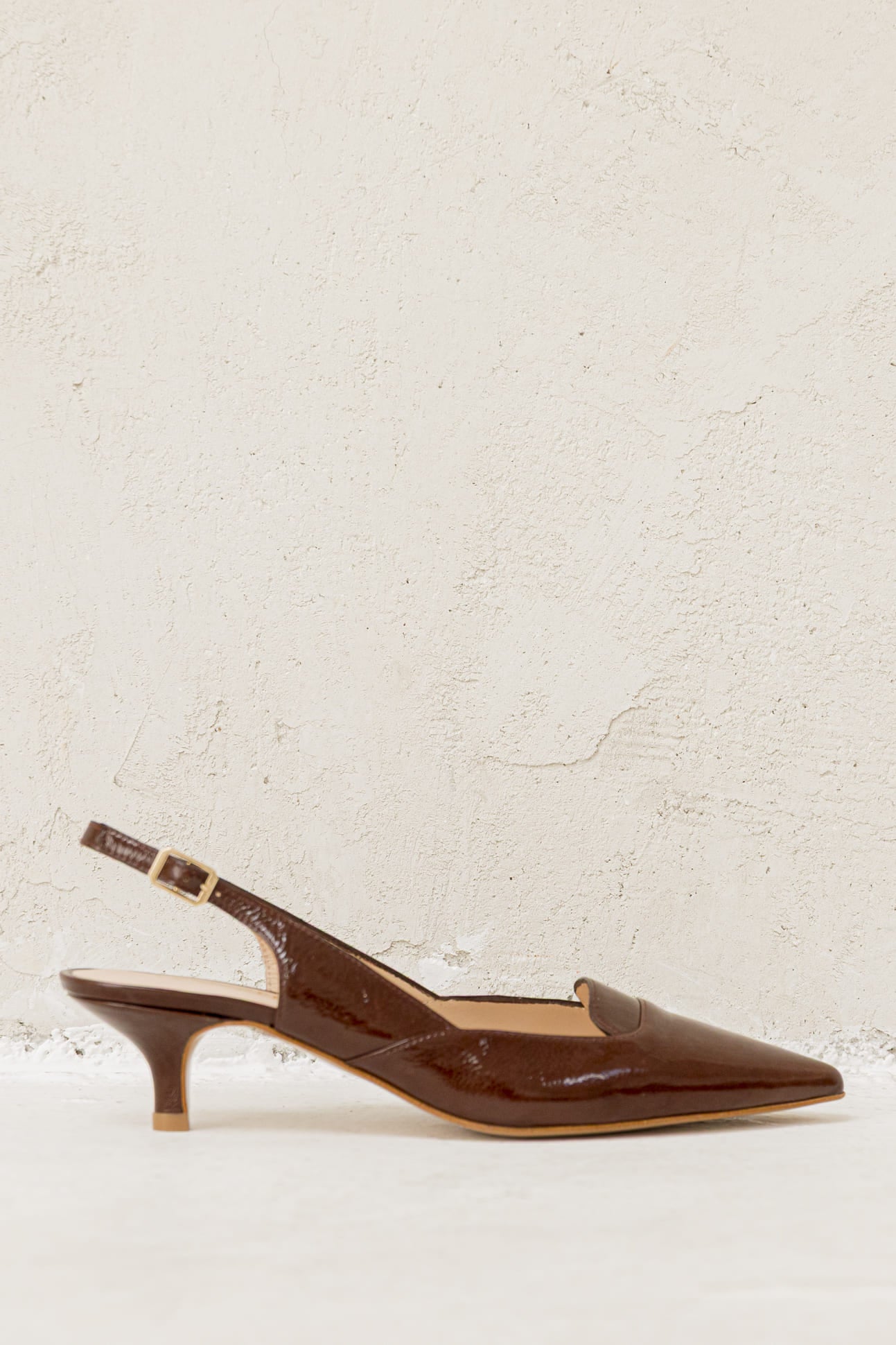 eleganti tacchi bassi, perfetti per l'estate